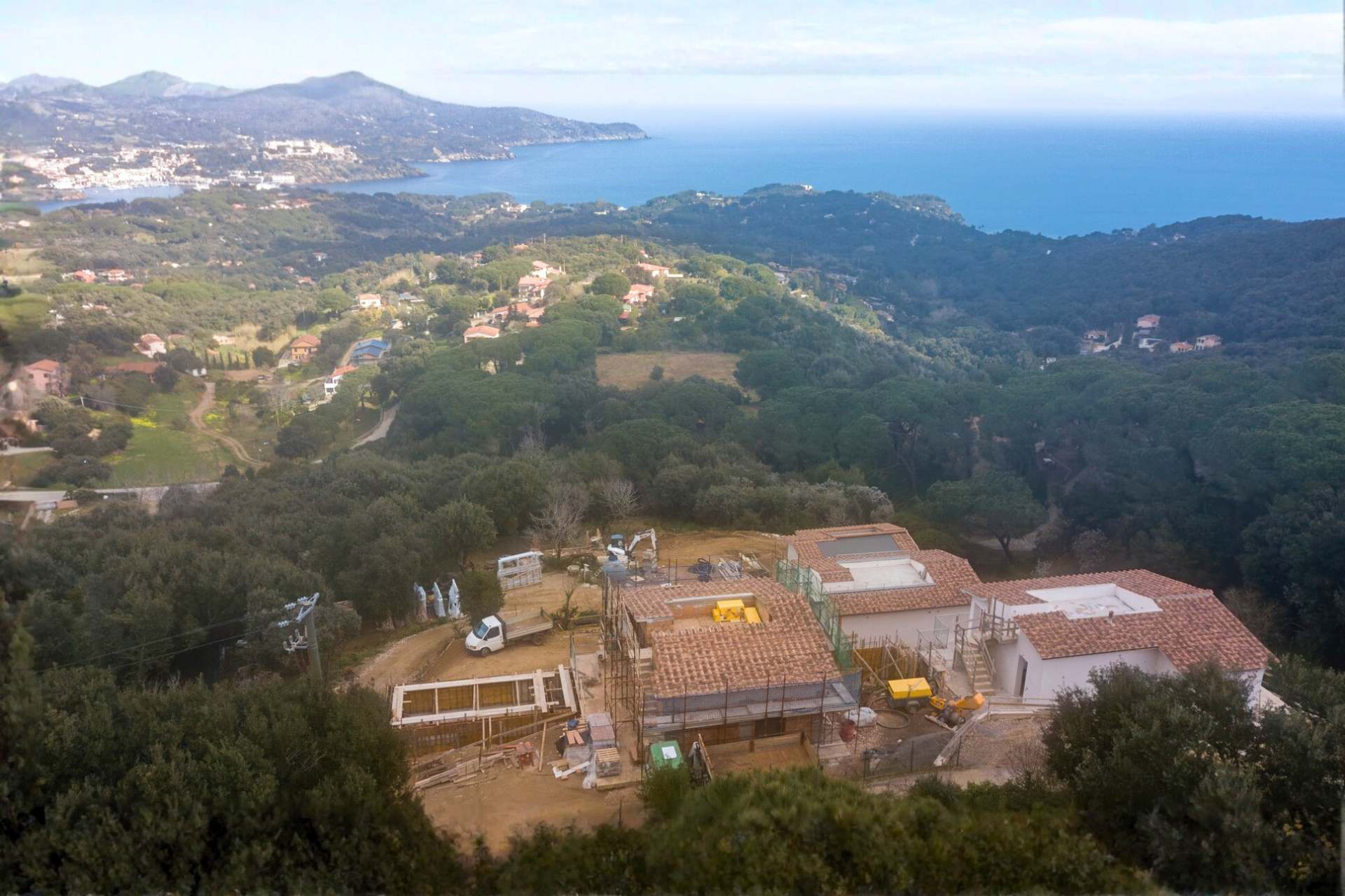 Ville in costruzione a Capoliveri con vista mare realizzate da Bh Costruzioni